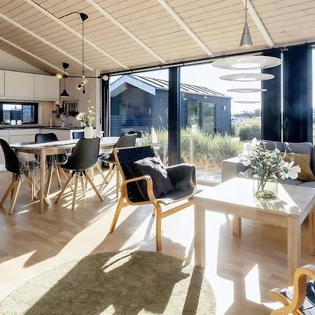 5 Star In Hirtshals-by Traum